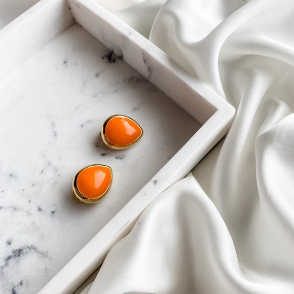 Retro 1990s Tiger Orange Teardrop Clip Earrings - Picture 6 of 7